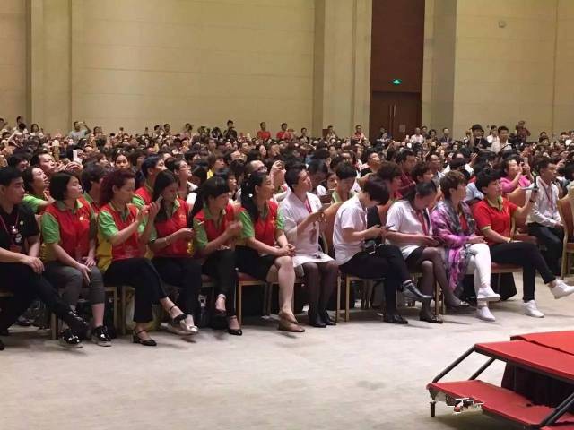 奥力来中国15周年客户答谢会隆重举行来利国际AG旗舰厅